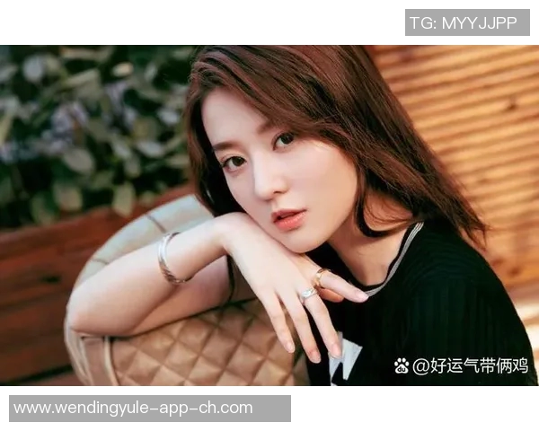 问鼎娱乐圈作者-问鼎娱乐圈作者，探索星光背后的故事-问鼎娱乐圈作者